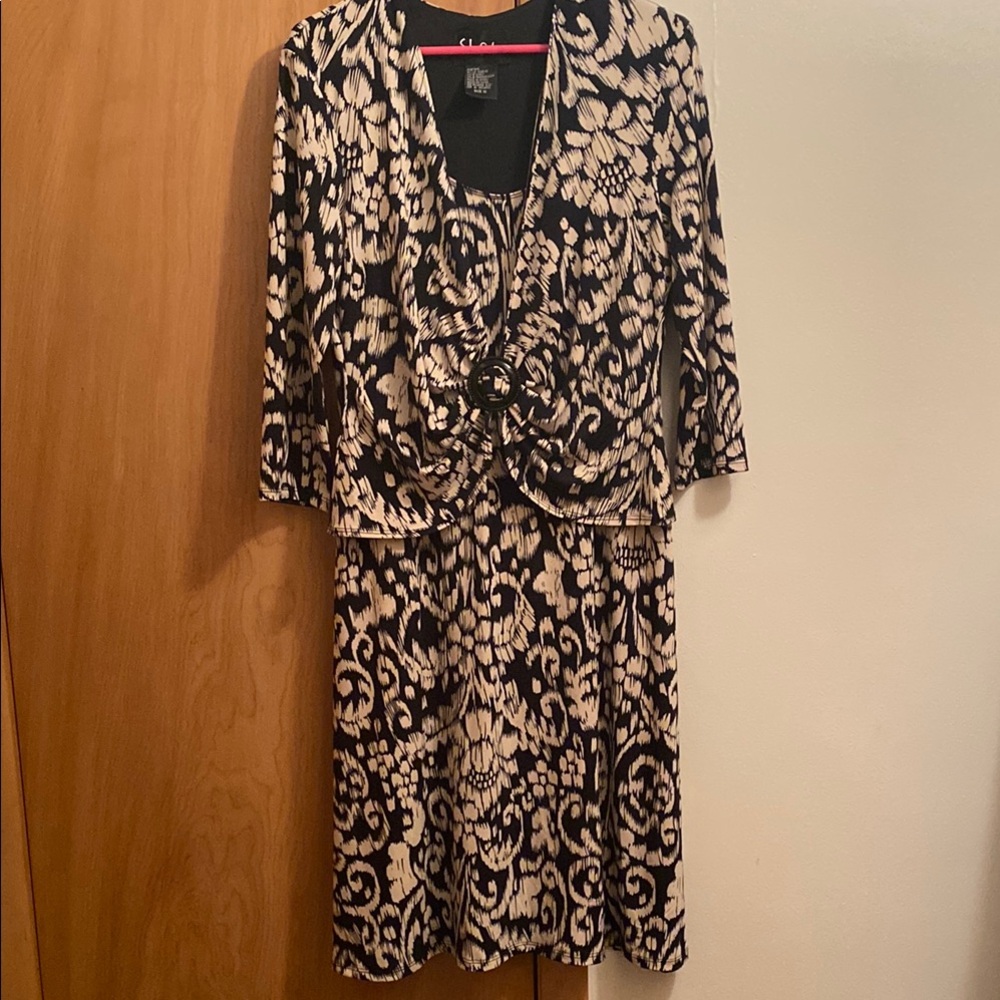 S.L. Fashions Black and Cream Sheath Dress with Notched Collar